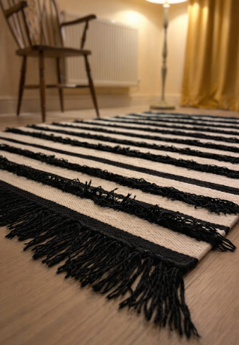 Contrast Weave