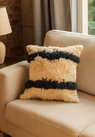 Contrast Cushion