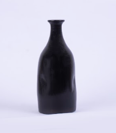 Black Pottery Pot