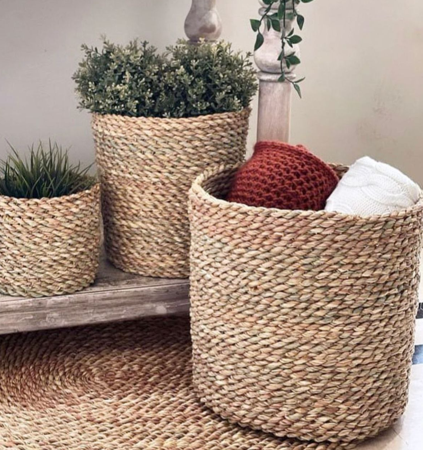 Handmade wicker basket with handle