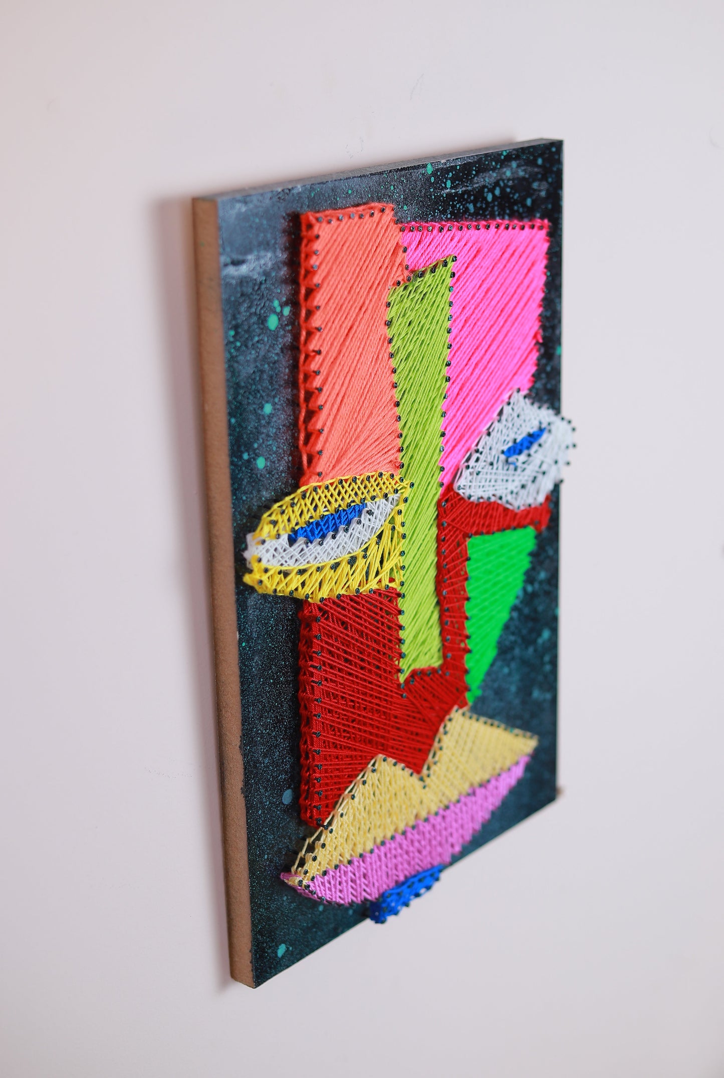Serial Shape String Art – Fowa